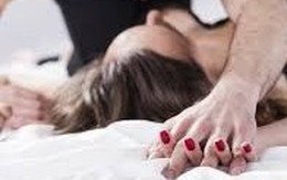 Đánh mất đời trai vào tay bà chủ đa tình