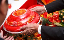 Cô dâu tủi nhục, đòi hủy hôn vì nhà trai mang đến 1 tráp hỏi