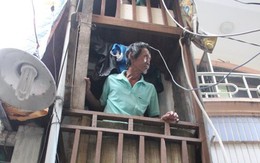 Xót xa cuộc sống trong ngôi nhà siêu nhỏ giữa Sài Gòn