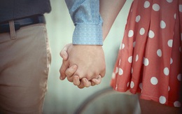 Tôi nghĩ mình xứng đáng yêu một người có điều kiện hơn em