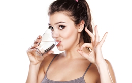5 mẹo nhỏ giúp ăn Tết thoải mái không lo béo