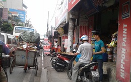 Hình ảnh luộm thuộm của "ma trận" quảng cáo ở Hà Nội