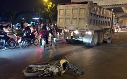 Hà Nội: Va chạm với xe tải, người đàn ông chết thảm