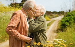 Hôn nhân bền vững trong mắt người lớn tuổi
