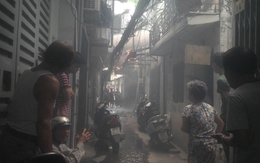 Hà Nội: Cháy lớn tại phố Thái Hà, người dân hoảng loạn
