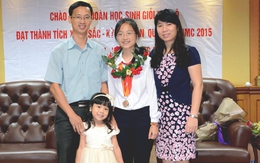 Nữ sinh thủ khoa ba khối chuyên lớp 10 ở Hà Nội