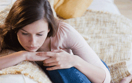 Chưa tìm được lối thoát cho cuộc tình với bạn trai hơn 16 tuổi