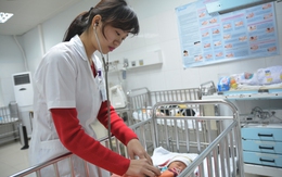 Thêm cháu bé 2 tháng tuổi tử vong vì sưởi than