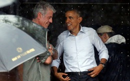 Tổng thống Obama tìm mua cốm trước khi rời Hà Nội