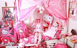 Người phụ nữ chi 40.000 USD để sắm đồ Hello Kitty