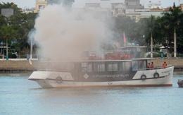 Hai tàu du lịch bị chìm và cháy trên sông Hàn trong tình huống giả định