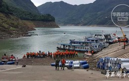 Chìm tàu du lịch ở Trung Quốc, 14 người mất tích