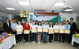 56 sinh viên được nhận học bổng toàn phần “Thịnh Trí Thành Tài” từ Cathay Life Việt Nam