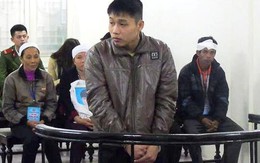 Mất mạng vì nhổ nước bọt vào ghế bạn