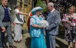 Cặp đôi U90 tổ chức đám cưới sau 44 năm hẹn hò