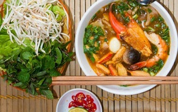 Bún giả cầy và bánh canh ghẹ lạ miệng cho bữa trưa ở Hà Nội