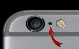 Giải mã bí ẩn lỗ đen giữa camera và đèn flash của iPhone