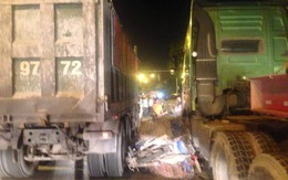 Hà Nội: Va chạm liền với 2 xe tải, một phụ nữ chết thảm