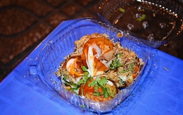 Bánh bạch tuộc ‘làm mưa làm gió’ ở đường phố Sài Gòn