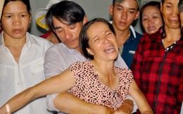 Con khóc khản giọng đón thi thể mẹ từ Bình Thuận