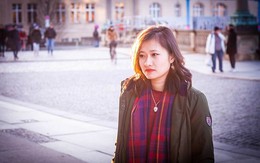 9X đỗ hai trường đại học, có tài vẽ tranh chân dung