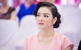 Cứ mỗi lần "khoe", Lý Nhã Kỳ lại bị dư luận "bóc mẽ" đến bẽ bàng như thế này