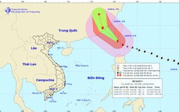 Một siêu bão đang đi nhanh vào biển Đông