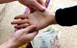 Con chết tức tưởi vì cha mẹ tin vào thầy bói “làm phép” trừ ma