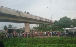 Chạy xe máy lên cầu vượt cao tốc, người đàn ông nhảy xuống tự sát