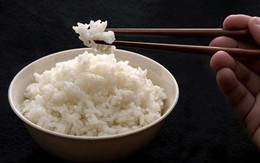 7 thực phẩm tuyệt đối không được đun nóng lại