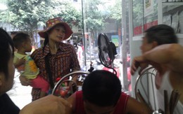 Xóm chài ven đô: Nhiều thế hệ “thèm” con chữ