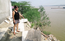 Hà Nội: Sông Hồng “nuốt” nhà, trẻ già bất an