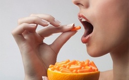 Những sai lầm khi dùng vitamin C thay rau xanh