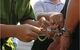 Vào tù vì “vướng lưới tình” trẻ vị thành niên (2): Con trai thành… bom nổ chậm
