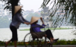 Người Hà Nội trong gió lạnh đầu mùa