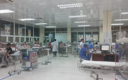 Bác sĩ, điều dưỡng BV Nhi Trung ương bị người nhà bệnh nhân tấn công
