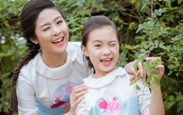Hoa hậu Ngọc Hân diện áo dài đôi cùng "con gái nuôi"