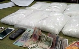 Thanh niên đánh giày giấu 7 kg ma túy trong thùng quýt
