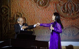 Hé lộ kỷ niệm không thể quên giữa nhạc sĩ Nguyễn Ánh 9 và ca sĩ Khánh Ly