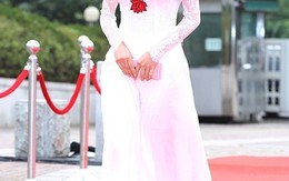 Nhã Phương được báo chí Hàn Quốc khen ngợi bởi vẻ đẹp quyến rũ