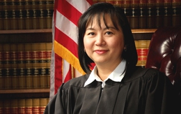 Phụ nữ gốc Việt trượt top 5 ứng viên thẩm phán tối cao Mỹ