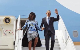 Hình ảnh: "Nắm tay nhau đi hết cuộc đời" của vợ chồng Tổng thống Obama