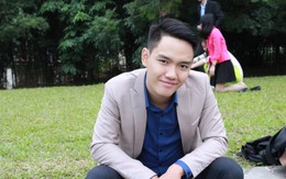 Nam sinh tốt nghiệp đại học với điểm số tuyệt đối tất cả các môn