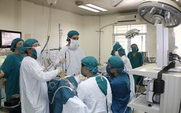 BV Phụ sản TW chuyển giao kỹ thuật phẫu thuật cắt tử cung toàn phần qua nội soi