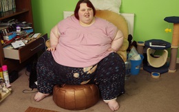 Cô gái béo nhất nước Anh bị bạn trai đá vì giảm cân