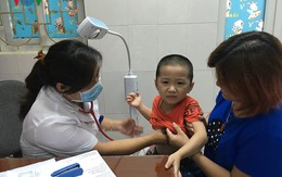 Bệnh hô hấp ở trẻ em tăng cao, bệnh viện lo quá tải