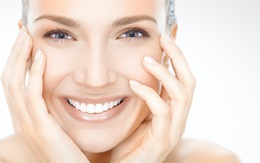 Chuyên gia thẩm mỹ nói gì về bí quyết “Nhịn cười giúp ngăn ngừa nếp nhăn”?