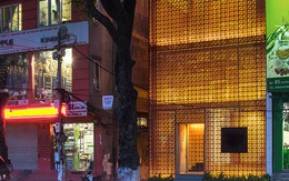 Ngôi nhà phủ kín bằng gạch đất nung đỏ truyền thống Việt Nam lên báo Mỹ