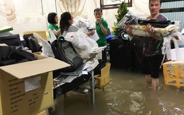 Nhiều sao Việt 'méo mặt' vì trận lụt ở Sài Gòn chiều 26/9