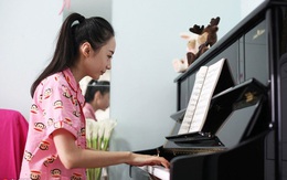 Nhan sắc hoa khôi hàng không gây tranh cãi trên mạng